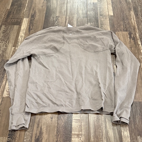 Athleta Long Sleeve Sparkle Metallic Top Taupe - Picture 3 of 3